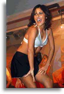 Morena durante la Sigla